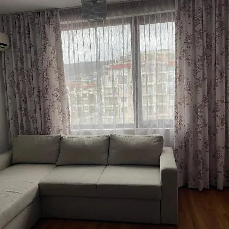 Apartment Sveti Vlas * סבטי ולאס